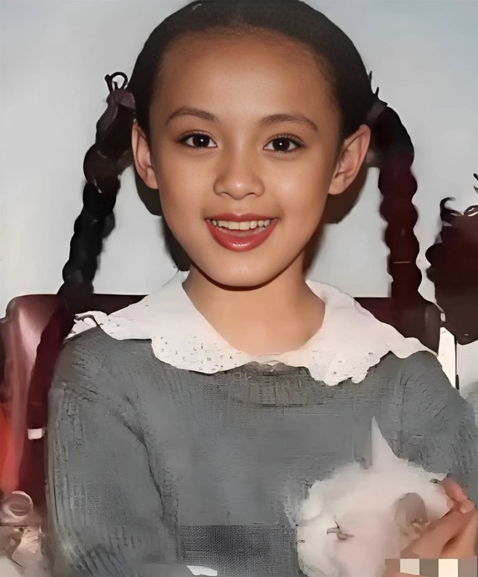 AD849FA8CBE7w1450h1750