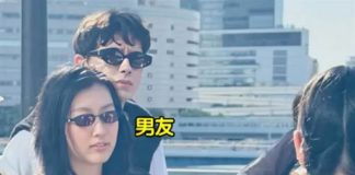 51歲徐濠縈現身日本,和「未來女婿」同框,穿衣另類,短裙和襪子引熱議