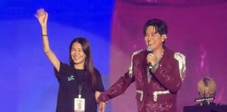 香港女星黃翠如現身撐老公,腹部隆起被疑懷二胎,本人緊急回應
